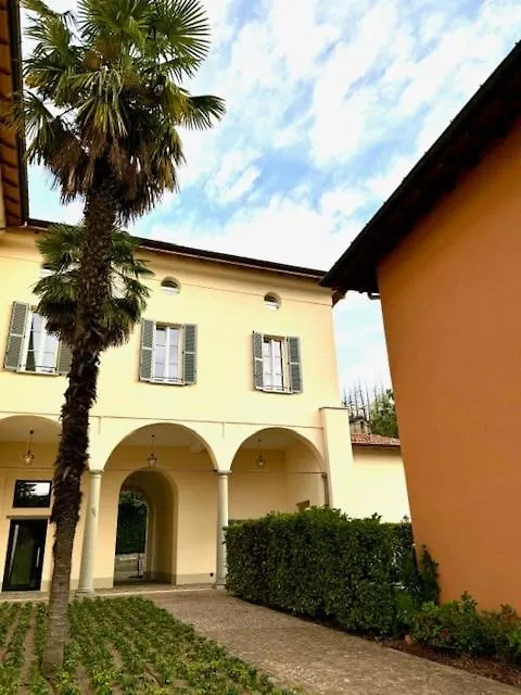 Como Lake Villa Maderni Cavallasca Italy